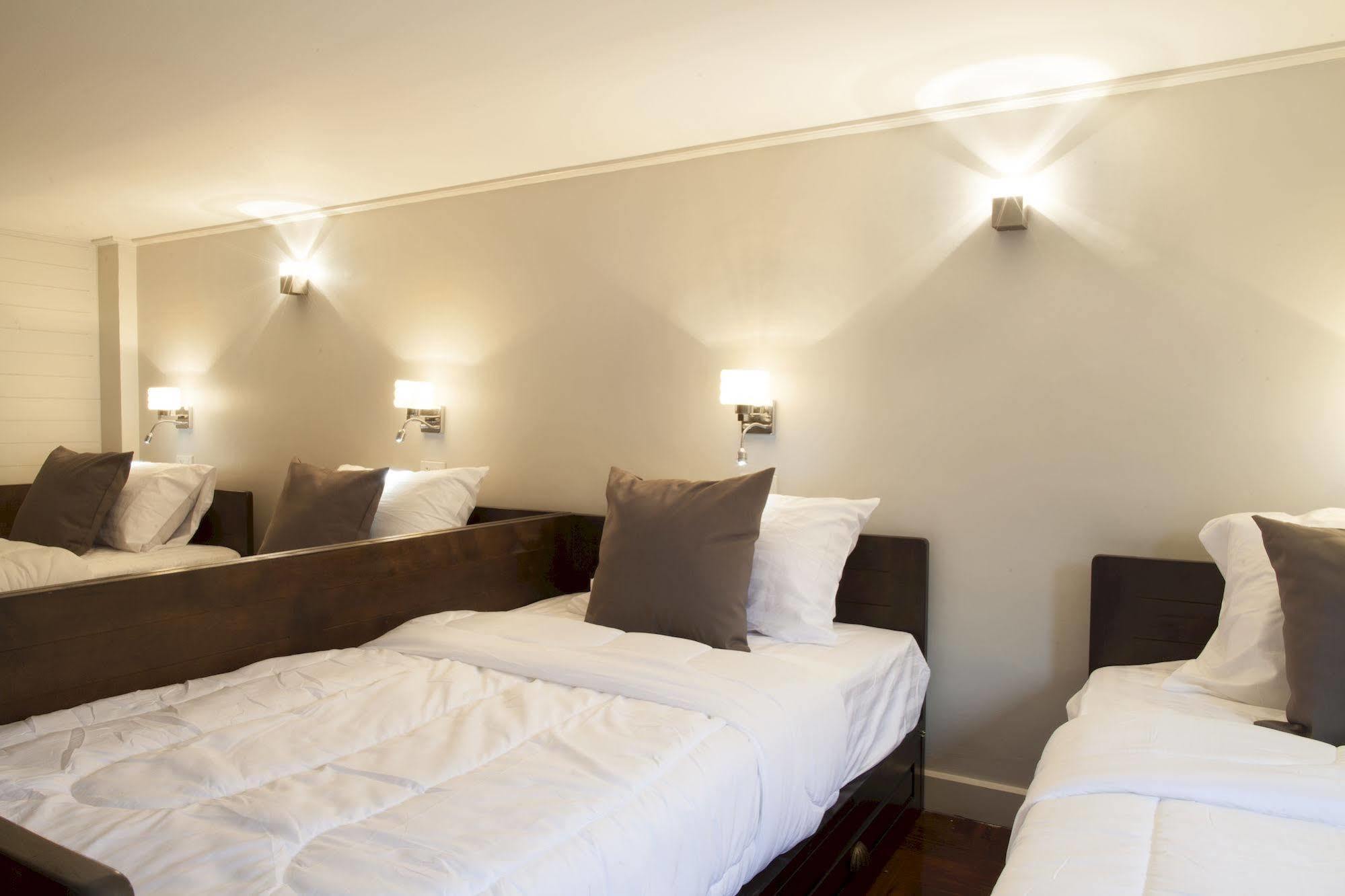 Golden Mountain Hostel Μπανγκόκ Εξωτερικό φωτογραφία