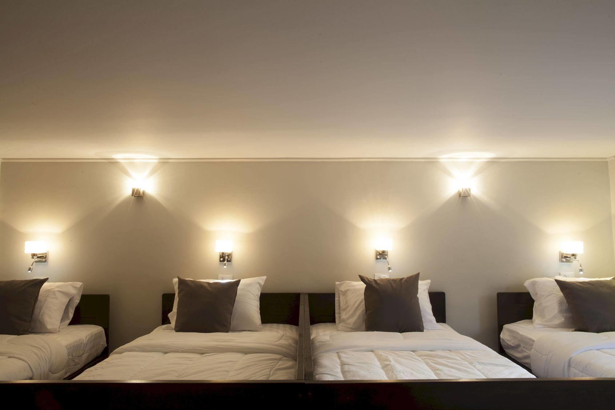 Golden Mountain Hostel Μπανγκόκ Εξωτερικό φωτογραφία